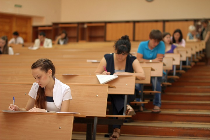 Вступительный экзамен в ВУЗе